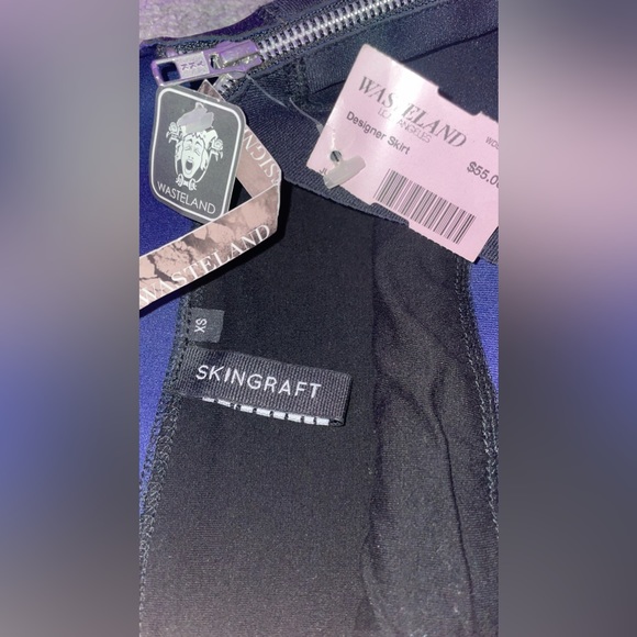 Skingraft Pencil skirt - Picture 3 of 3